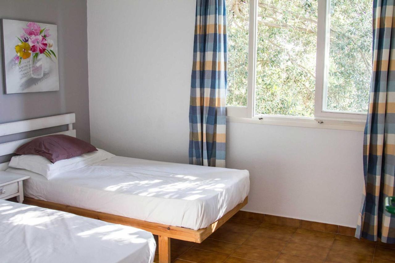 Apartamentos Encanto Del Mar Кала Галдана Екстериор снимка
