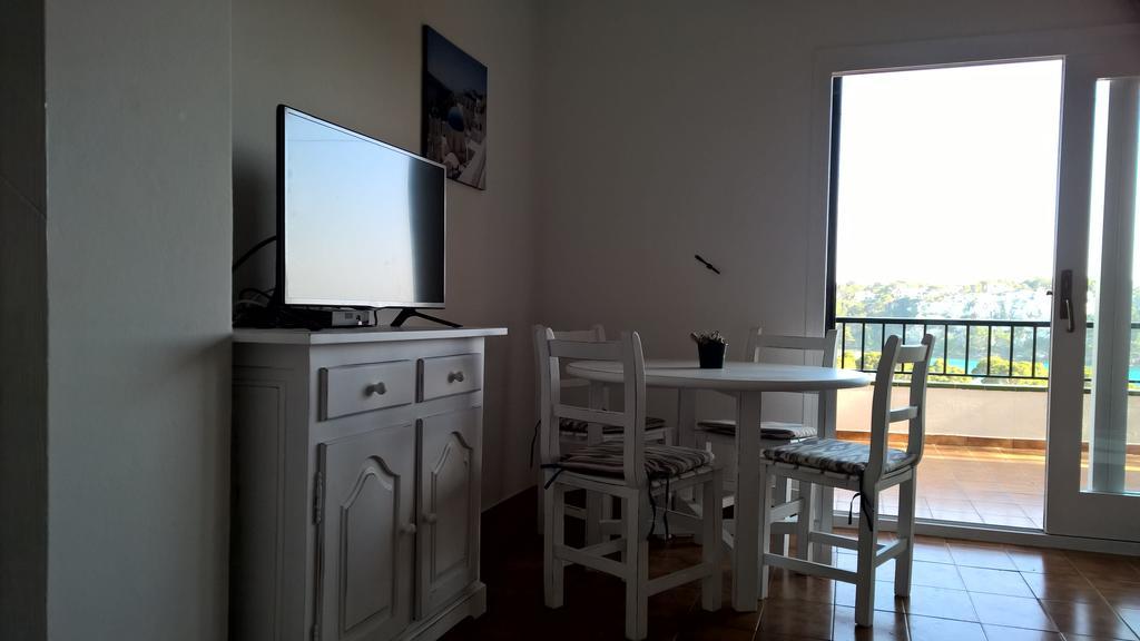 Apartamentos Encanto Del Mar Кала Галдана Екстериор снимка