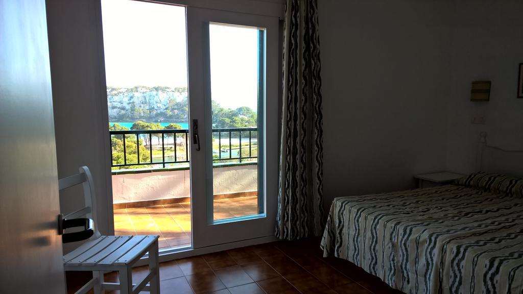 Apartamentos Encanto Del Mar Кала Галдана Екстериор снимка