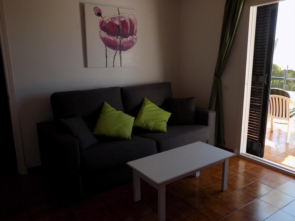 Apartamentos Encanto Del Mar Кала Галдана Екстериор снимка