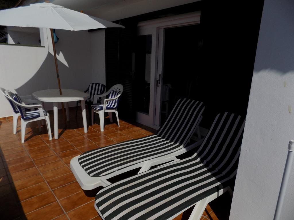 Apartamentos Encanto Del Mar Кала Галдана Екстериор снимка